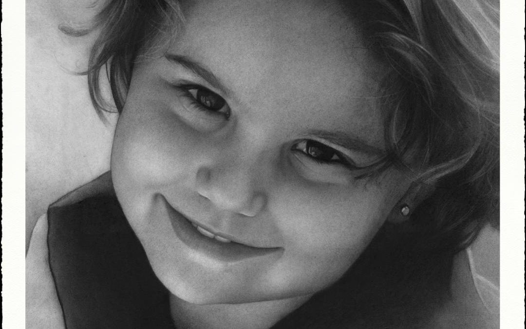 Retrato a carboncillo de Laurita